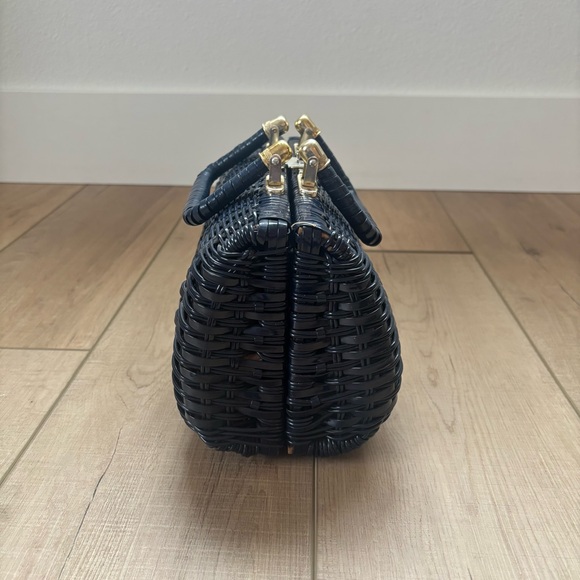 Simon by Mister Earnest Purse Navy Wicker Weave Gold Hardware - Picture 4 of 7